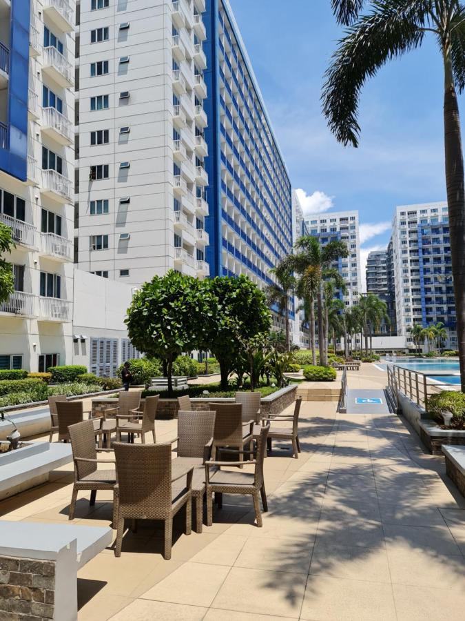 Sea Residences - R Us * Pasay